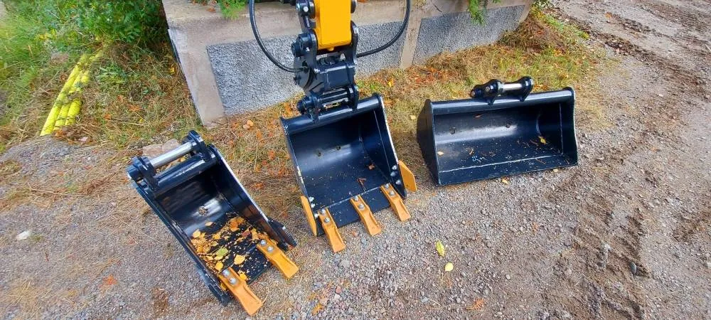 1 Ton Small Digger New Mini Excavator Prices with EPA Engine