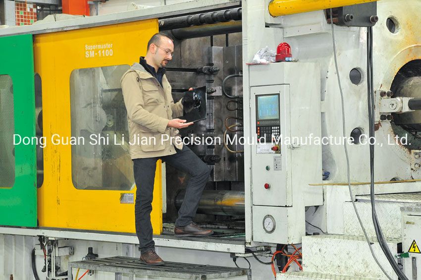 Auto Parts/Overmolding/Injection Mould/Plastic Mould