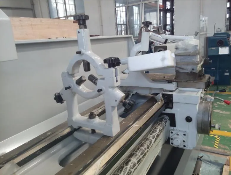 Ca Series Big Bore Precision Horizontal Lathe Machine (CA6250B)