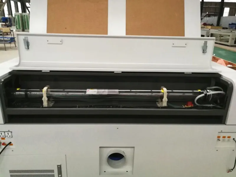 China High Quality Cheap Laser Engraving Machine with 80W 100W 130W 150W 180W