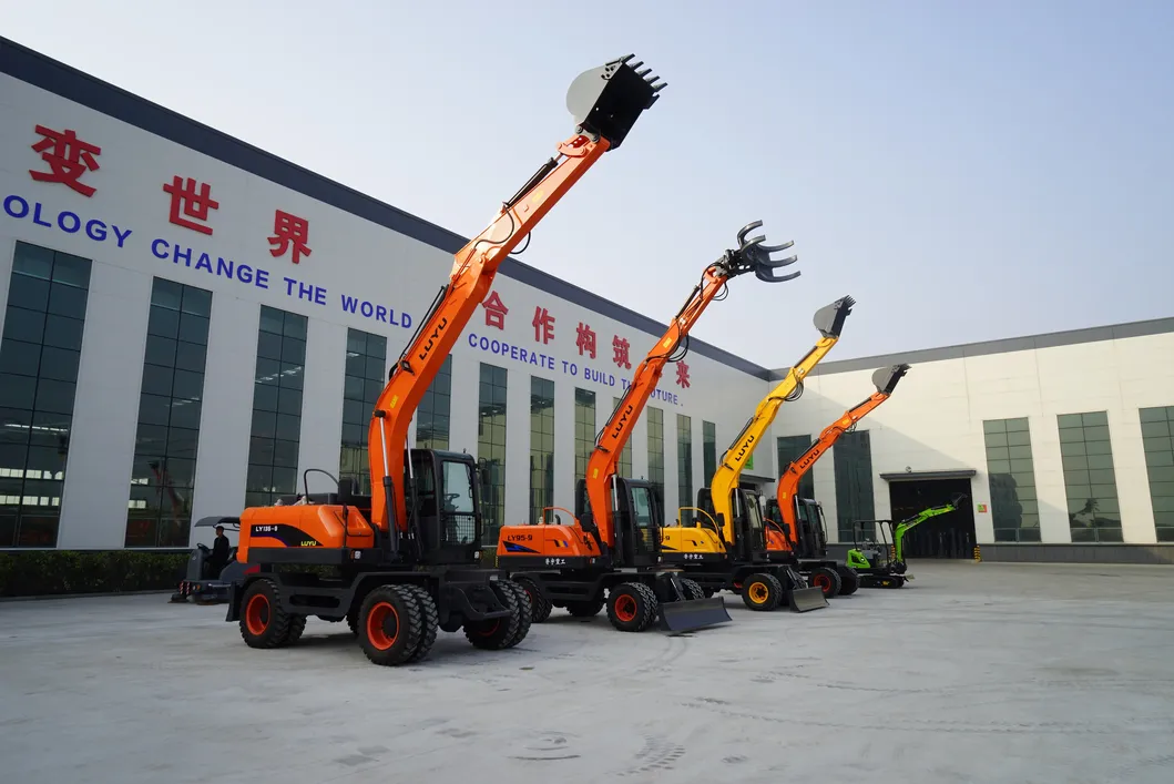 China Manufactured Marine Excavator 0.8t with Rubber Track