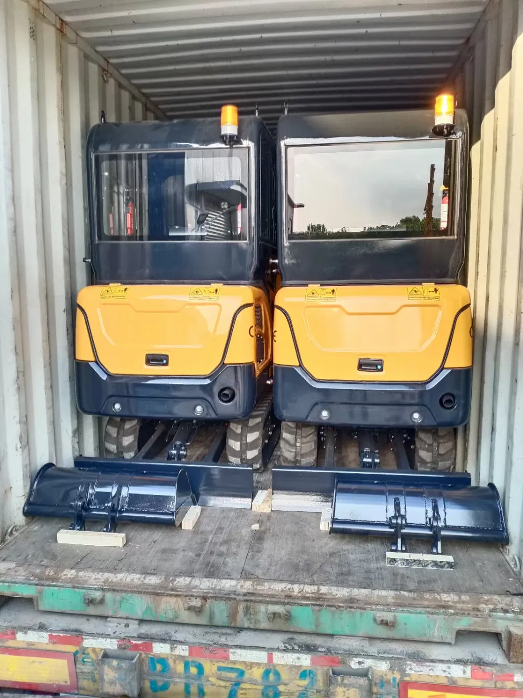 Euro 5 Engine China Cheap Small Digger Excavator Micro Digger 3500kg Mini Excavator