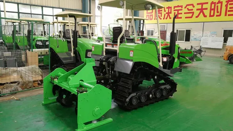 Factory Supply Crawler Rubber Track Tractor Machine in China