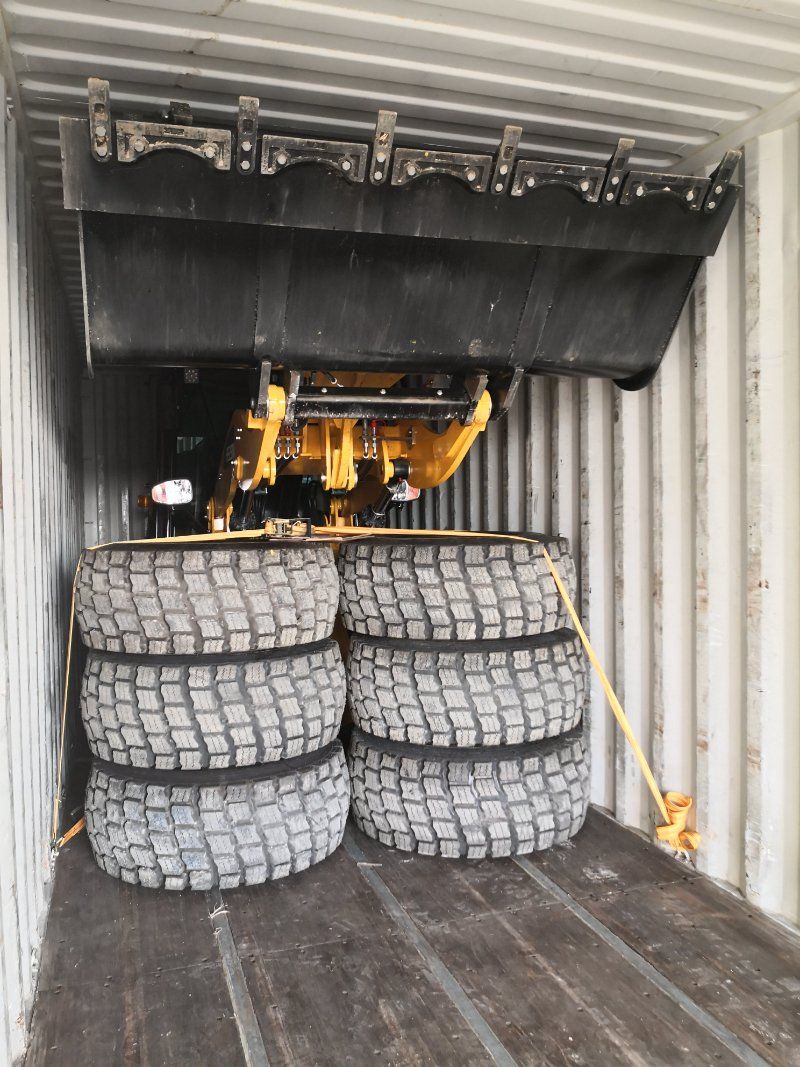 Herkleos Brand 3000kgs Mini Wheel Loader, T3000 3ton 17.5-25 Tire Telescopic Wheel Loader with Yuchai or Cummins Euro5 EPA4 Engine