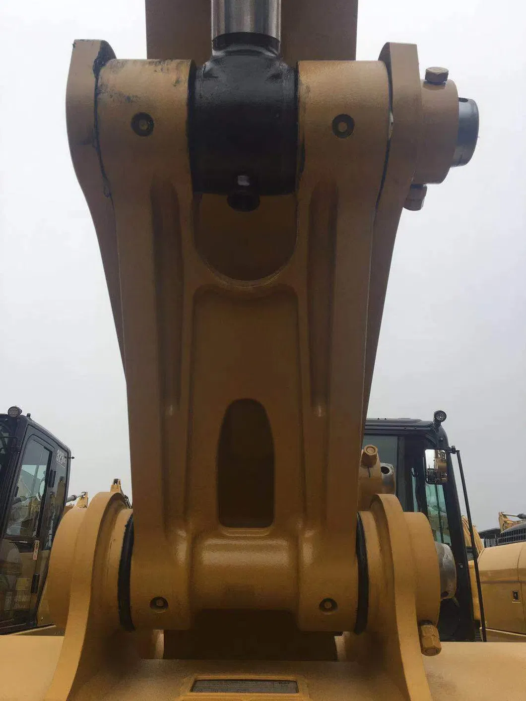 High Quality Excavator Spare Part Zx200 Zx230 Zx330 Zx450 Bucket Link H Link