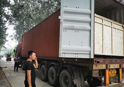 Jinan 4000W Automatic High Power Autofocus Laser Head Enclosed Fiber Laser Cutting Machine with Exchange Table