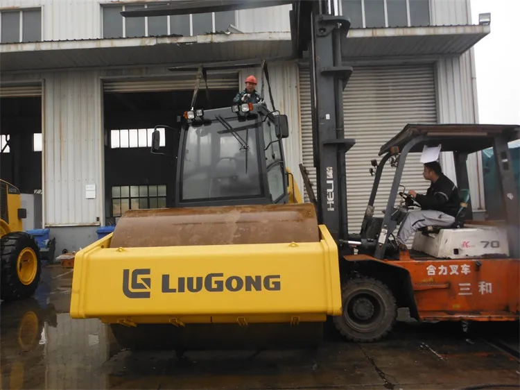 Liugong 14ton Single Drum Vibrate Road Roller Clg6114e