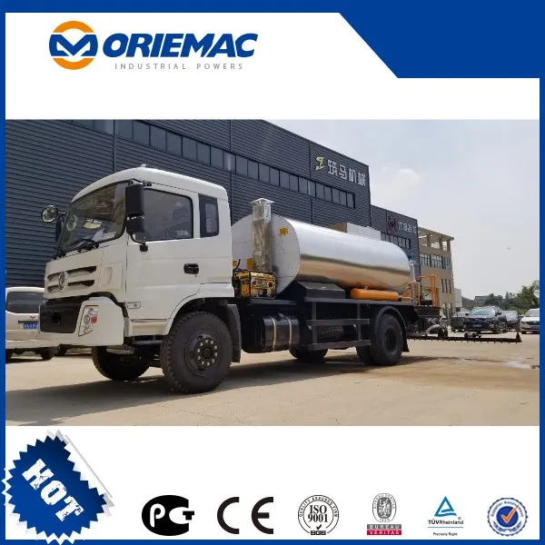 Sinotruck HOWO Asphalt Distributor Truck with 16cbm Capacity