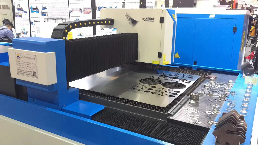 Stock 3/4/5 Axis Vertical CNC Machining Center Lathe Machine 1250/650/630mm