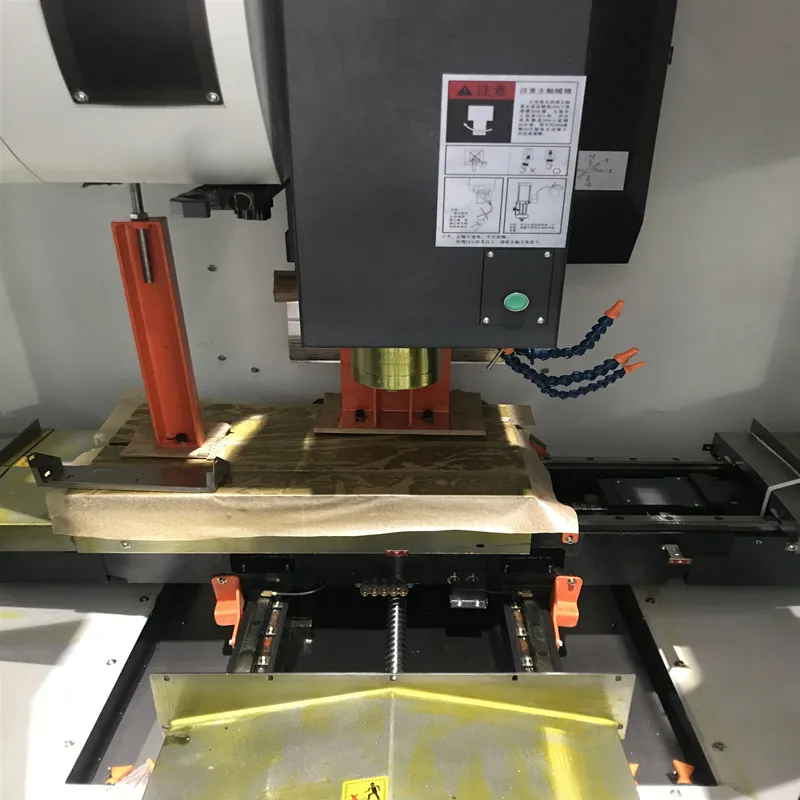 Stock 3/4/5 Axis Vertical CNC Machining Center Lathe Machine 1250/650/630mm