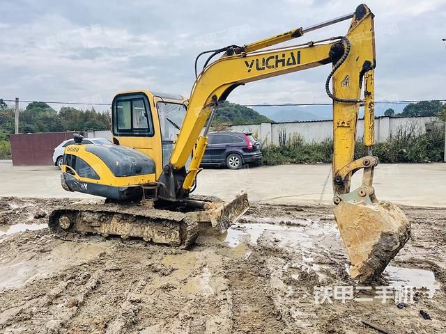 Used Second-Hand Excavator Digger Yuchai Yc60-8 Small Mini Crawler Heavy Equipment Backhoe