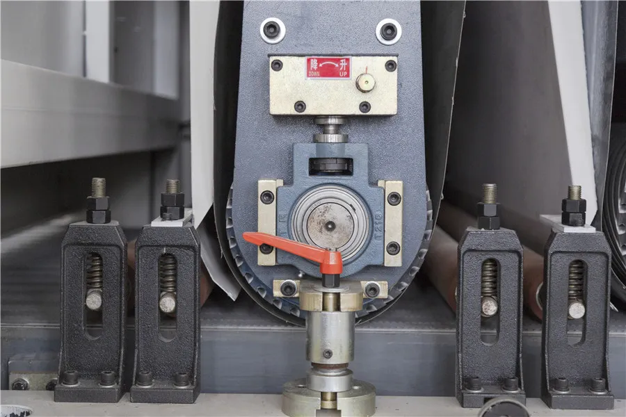 Zdulr-R1300 Upper Body Lift Wide Belt Sander Machine